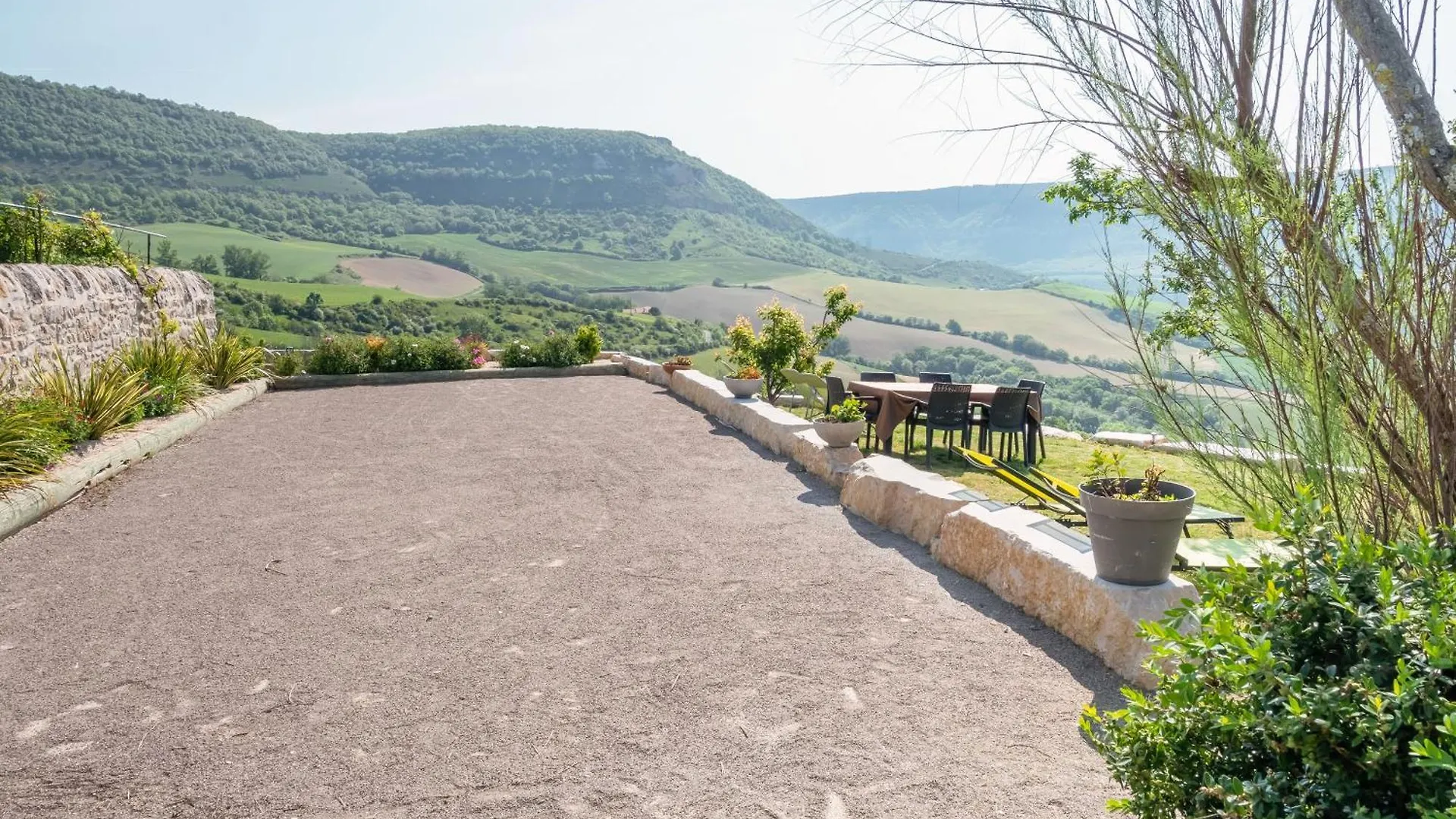 Appartement Soleil Levant 4 A 5 Personnes Millau Holiday home
